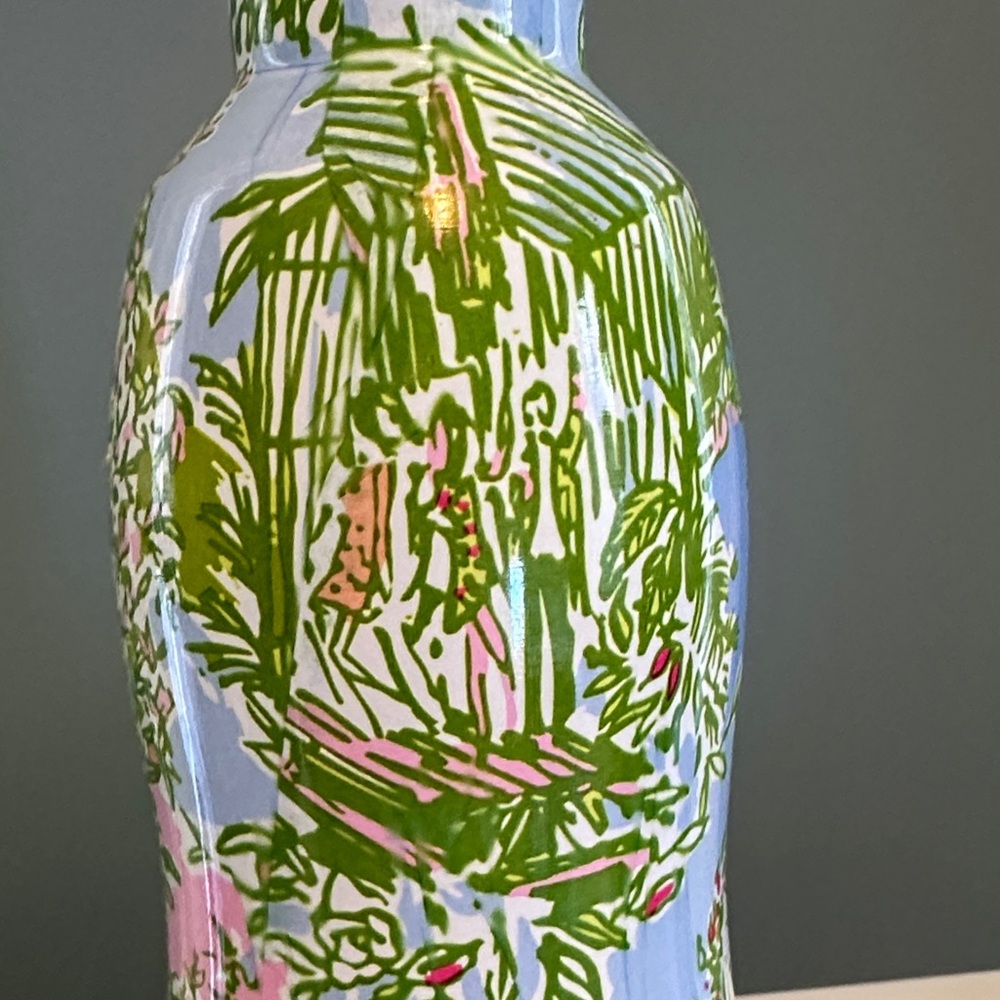 NEW w/o tags | Lilly Pulitzer Squeeze The Day Stainless Steel Water Bottle - Picture 9 of 10